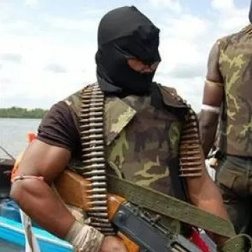 Въоръжени отвлякоха над 40 момчета и мъже в Нигерия