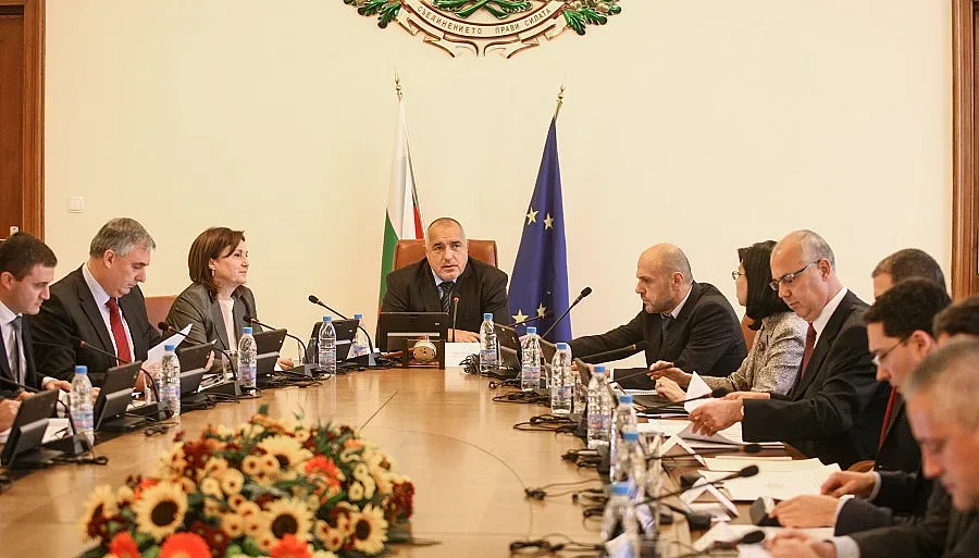 ГЕРБ със сито за лобистки закони