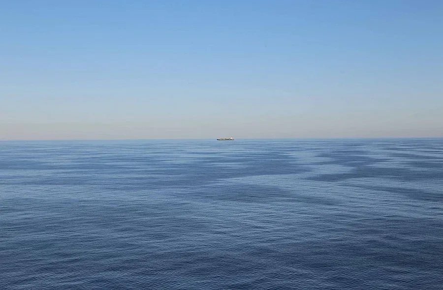 Албански моряци загинаха, спасявайки горящия ферибот