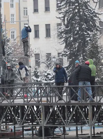 За ЧНГ Рап и рок на площада
