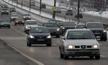 Бензинът падна до 2,15 лв. за празниците
