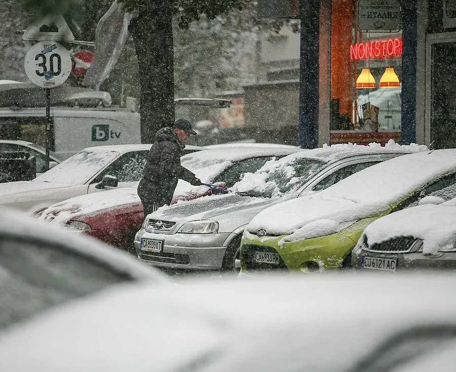 Ограничение на ТИР-овете по натоварените пътища на страната днес