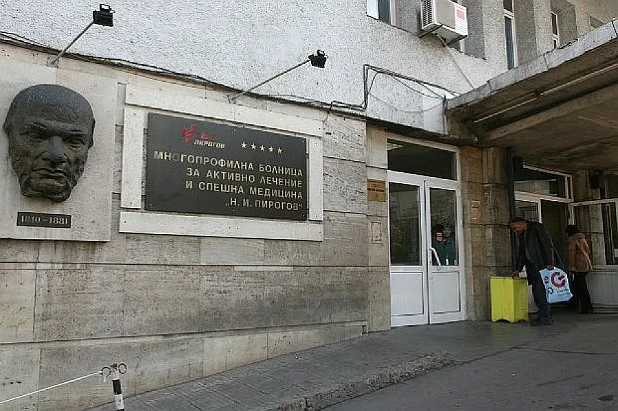 Над 2000 души в спешното на „Пирогов" по Коледа