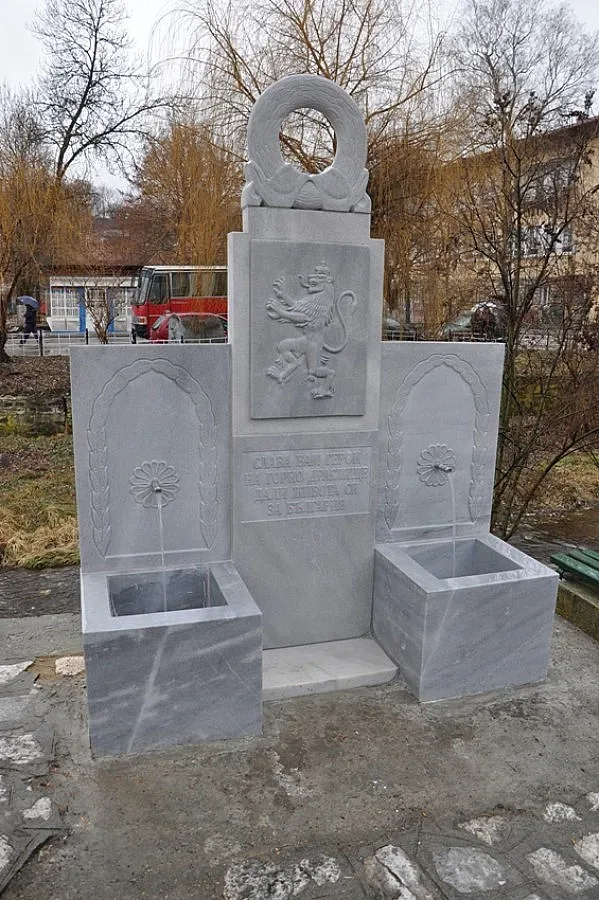 Чешма напомня за загиналия в Кербала Георги Качорин