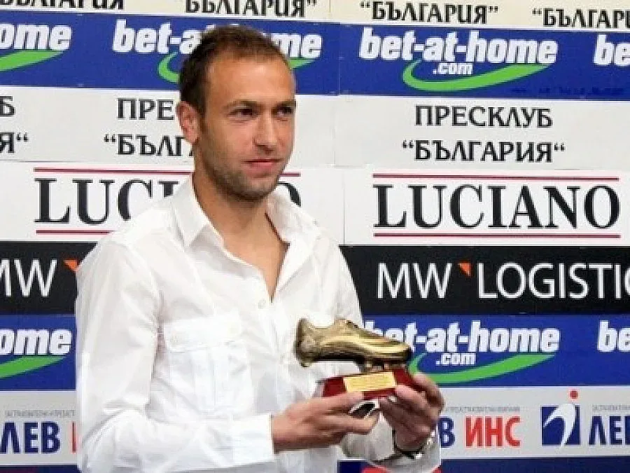 ЦСКА пак навива Венков