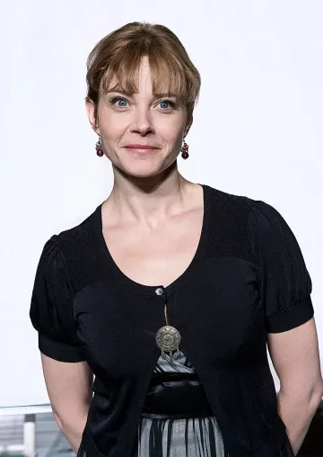 Стефка Янорова: Ядосам ли се, яхвам метлата 