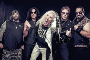 Twisted Sister свирят на Kavarna Rock 2015