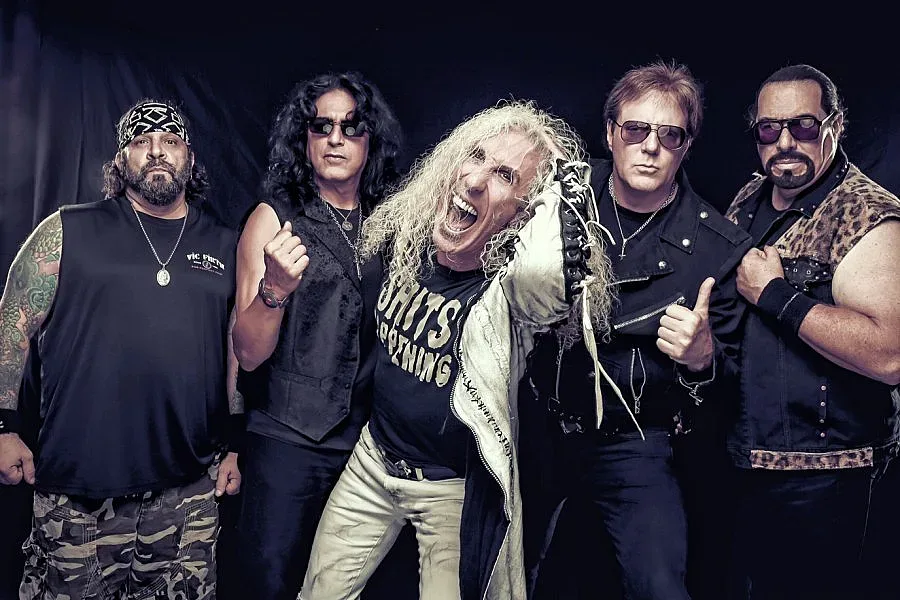Twisted Sister свирят на Kavarna Rock 2015