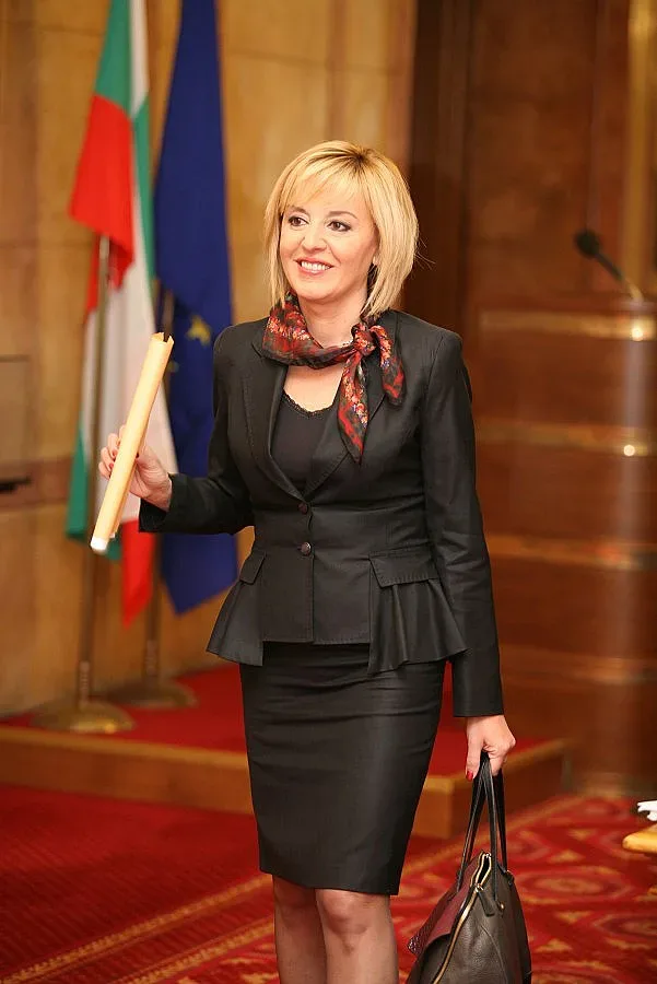 Мая обръща БСП  към средната класа