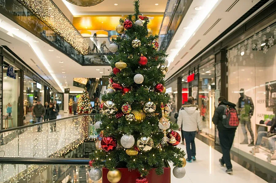 Сигнал за бомба затвори в мола на "Хемус"