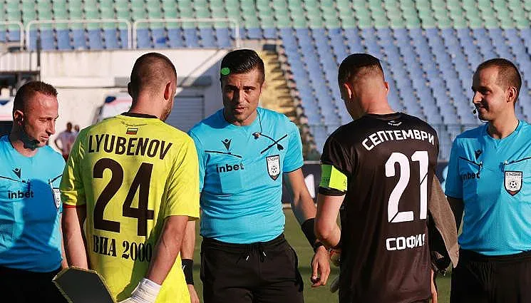 Кой ще свири на отложения мач между Фратрия и Берое