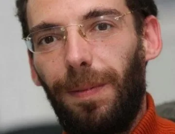 За кожата на един пенсионер