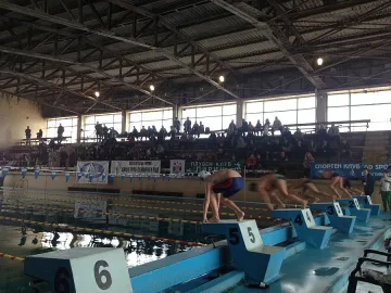 Кметът на Благоевград обеща нов басейн на плувците