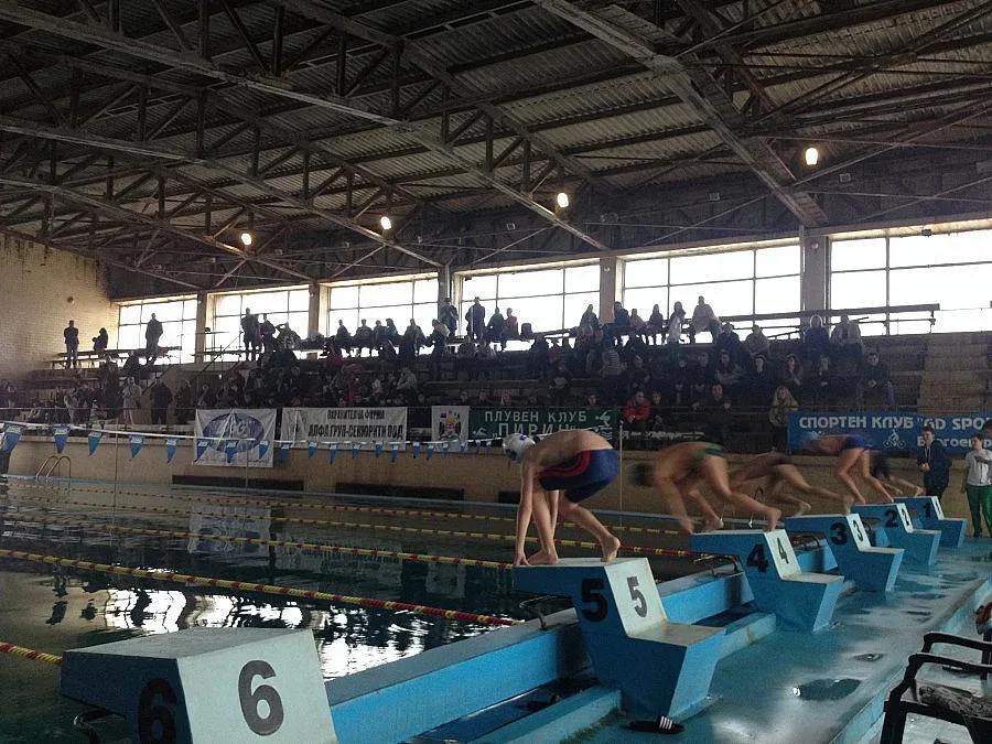 Кметът на Благоевград обеща нов басейн на плувците