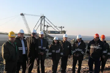 Eнергийния министър обеща нова техника за източномаришките мини