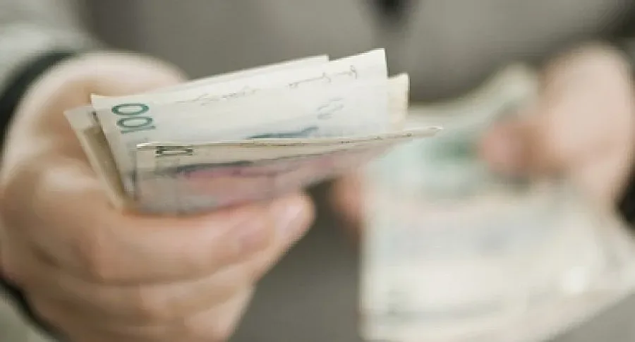 Плащаме по-често със 100-левки