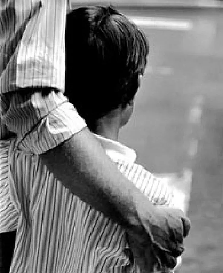 Разследват сектантско учение в частна занималня