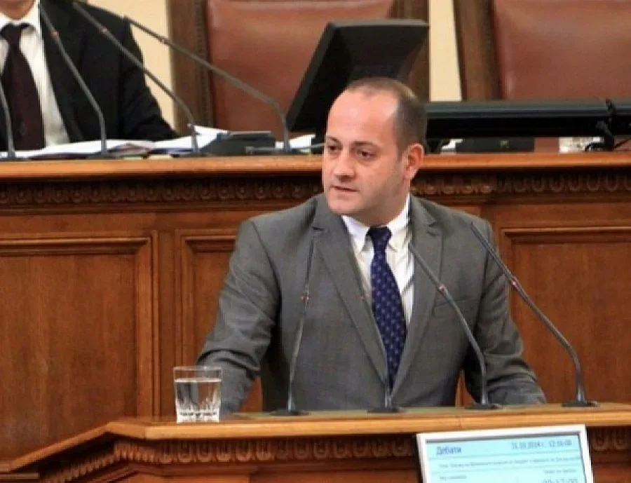 Кънев: ГЕРБ да оттеглят законодателните промени за пенсионните фондове