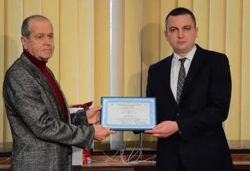 Портних с приз „Кмет на годината 2014“ от Синдиката на българските учители