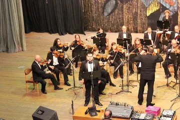 Опера с концерт за Коледа