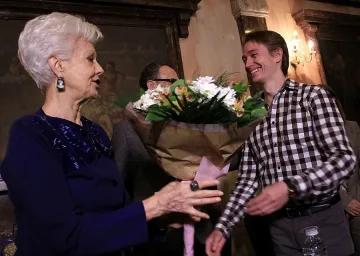 150 на сцената с Райна