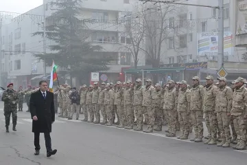 Унищожават пехотните мини от Горни Лом в Костенец