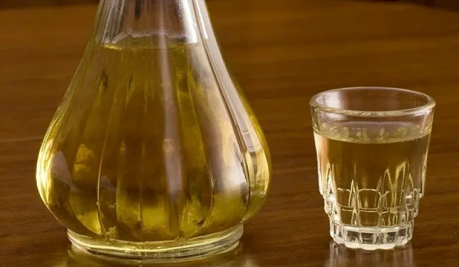 Ракия менте в ресторантите