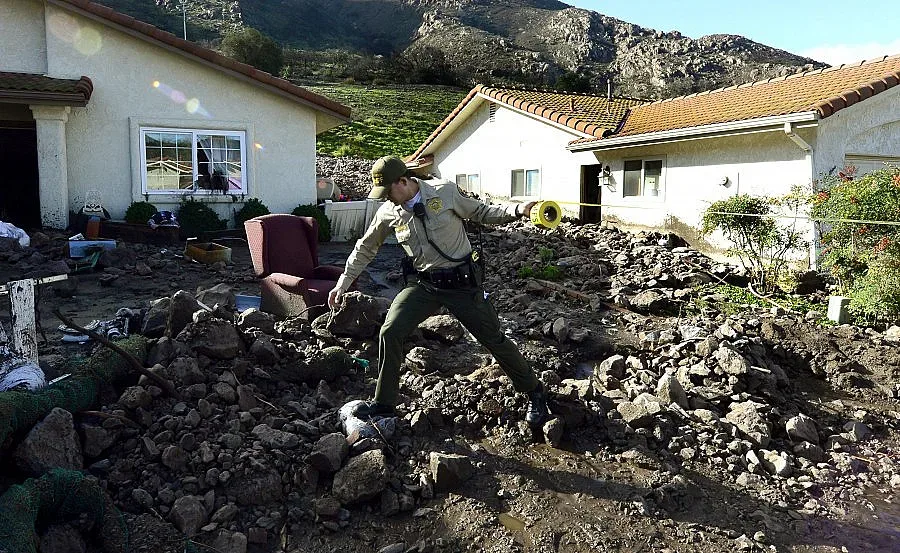 Силни дъждове предизвикаха свлачища в Калифорния