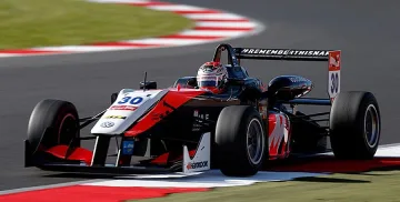 Писта за "Формула 3" правят край Сливен