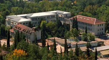 Чичо защити племенница с побой над мъж