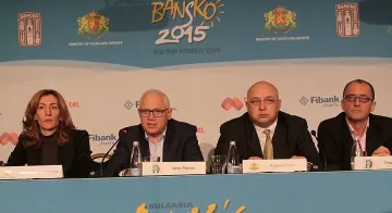 Цял свят гледа Световната купа