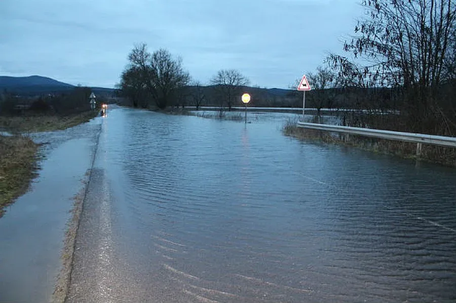Отвориха частично пътя Стара Загора - Казанлък