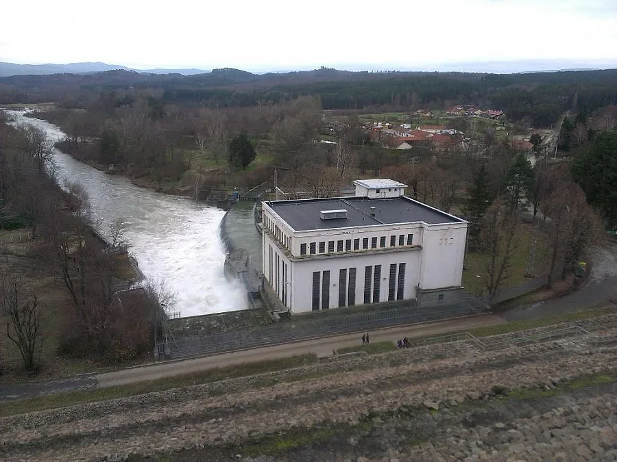 Няма опасност от преливане на язовир "Копринка"