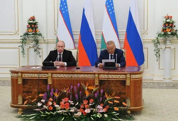 ОБЗОР: Путин укрепва връзките с Индия