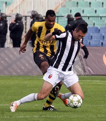 Проверяват Коко за черно тото