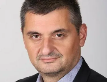 Връщат практиките за гимназистите