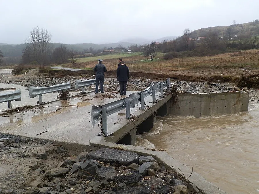 Отмениха изпускане на язовир „Кърджали", има свободен обем