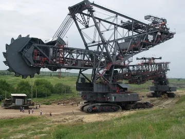 Язовир „Ковачево“, преля но мините продължават работа