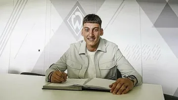 Роден вратар изуми Германия! Немците не вярват на очите си