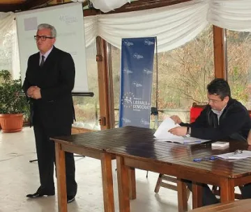 Акиф: Сградите генериращи загуби да се предлагат на малки и големи инвеститори