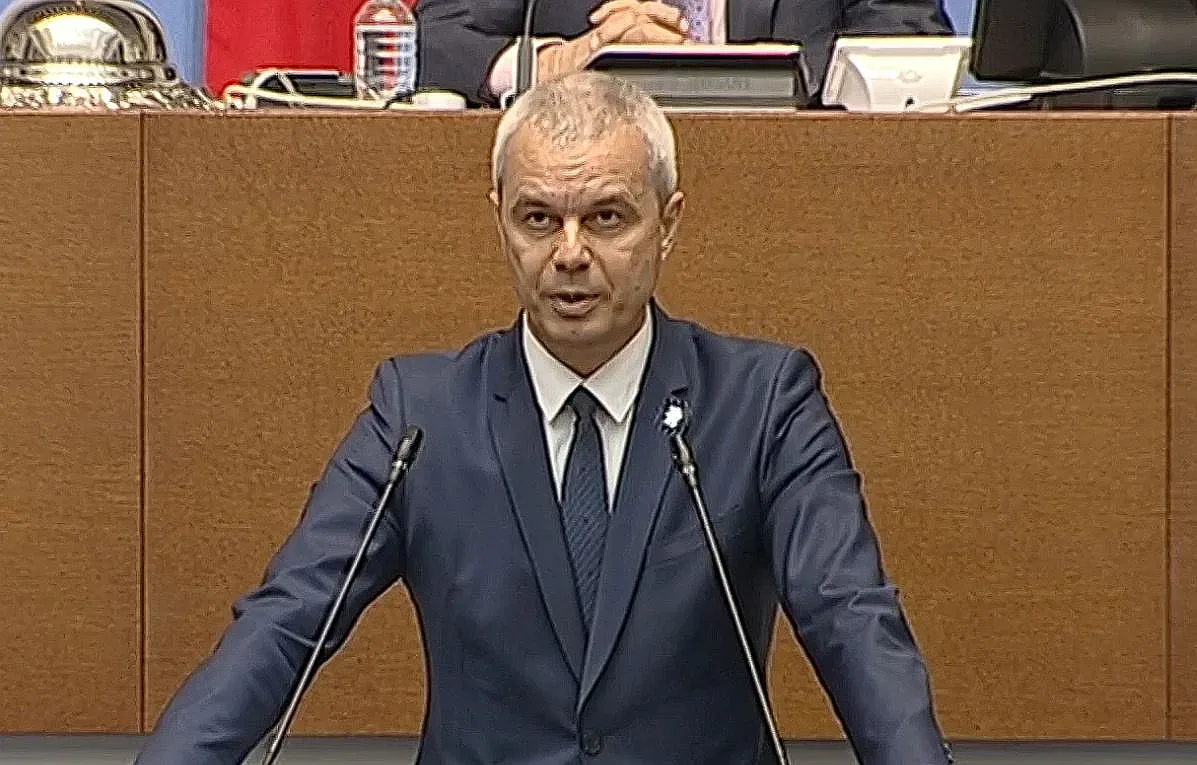 Костадинов: Няма стабилно правителство без „Възраждане“