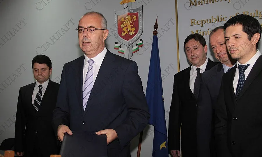 Вучков и Москов със споразумение за охраната на Спешна помощ