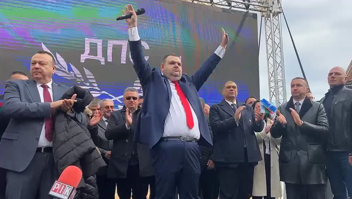 Пеевски към хората: Няма да сте в ъгъла, ще отдам живота си на тази битка /ВИДЕО/