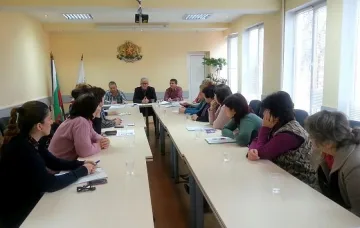 Десет нови детски площадки ще бъдат изградени през 2015 в Момчилградско 