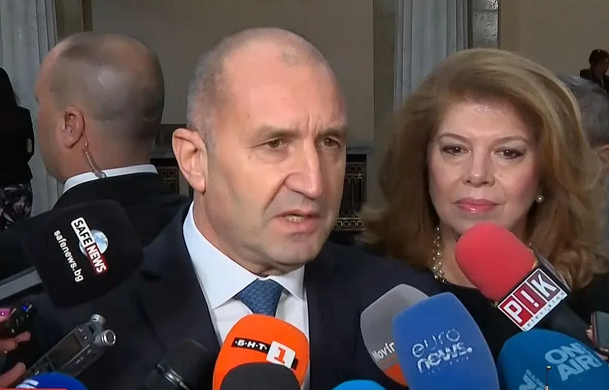 Радев хвърли топката на Борисов: Да състави правителство