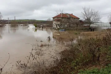 Гълъбово без ток още поне два дни