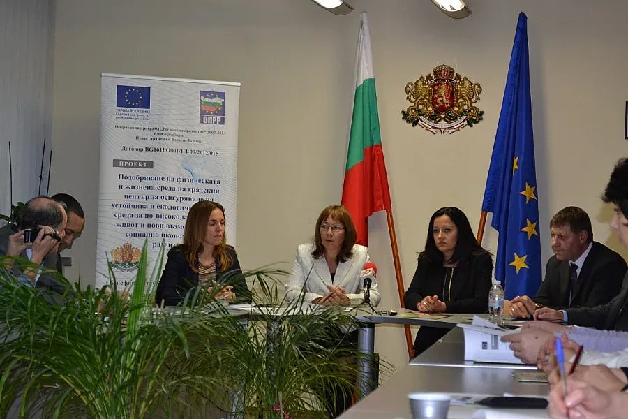 Павлова: Пускат блокираните евросредства до края на годината