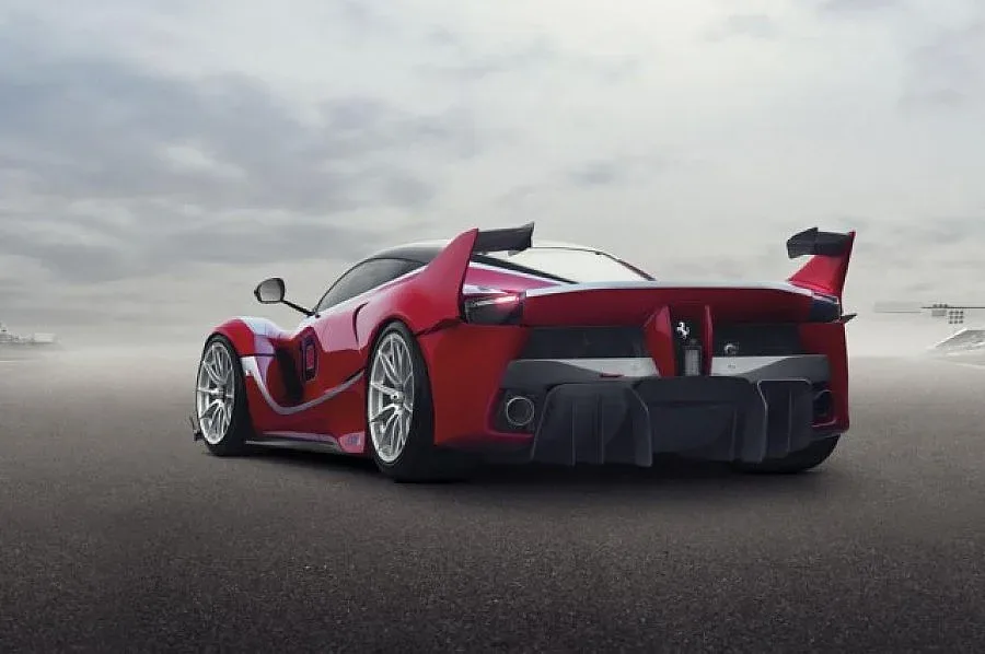 Ferrari пуска пистов модел за 2,5 млн. евро