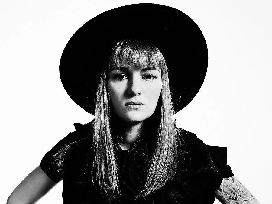 Пъпът на Рут Колева - хвърлен в Рим