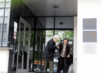 Избираме богата Коледа или чисти сметки с НАП